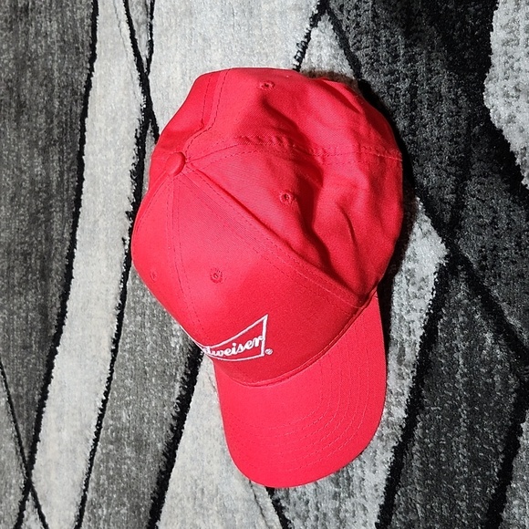 BUDWEISER RED EMBROIDERED SNAP-BACK NWOT CAP HAT - Picture 4 of 12